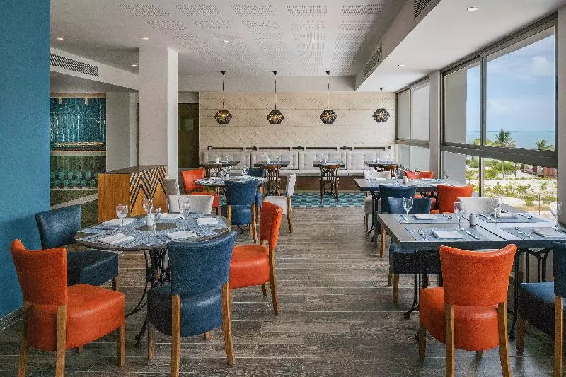 Hotelli Catalonia Grand Costa Mujeres All Suites & Spa   All Inclusive