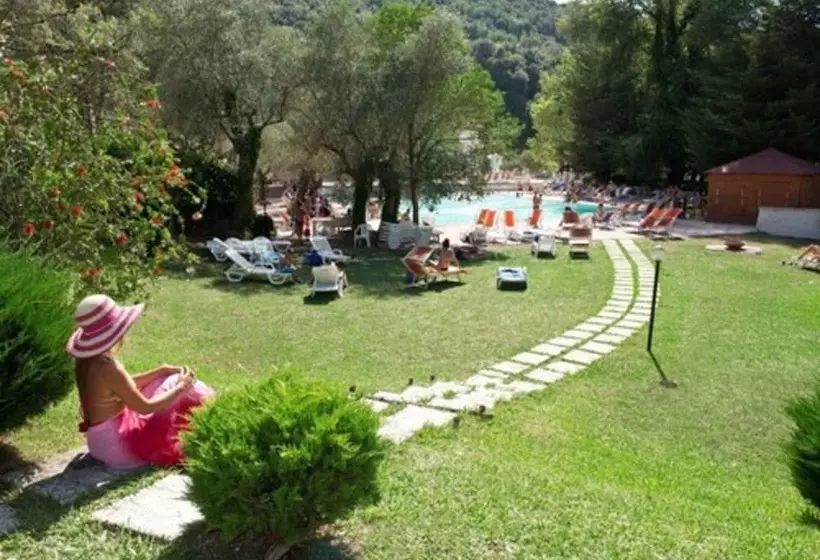 Hotelli Albergo Terme Forlenza