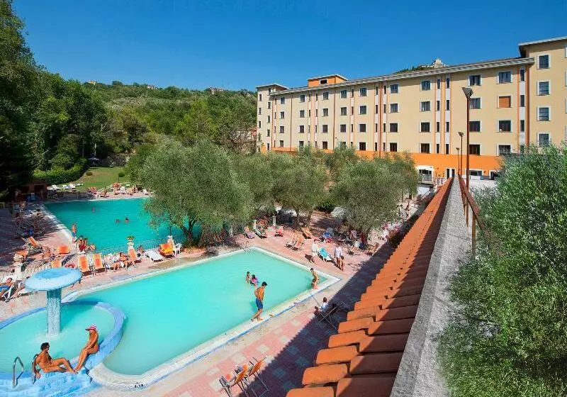 Hotelli Albergo Terme Forlenza