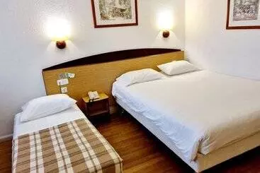 ホテル Travelodge Barcelona del Vallès