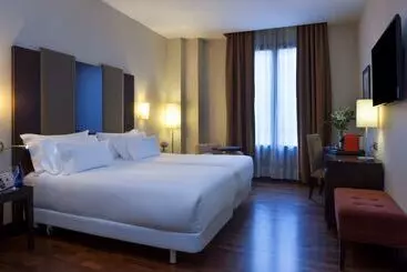 Hôtel NH Collection Victoria