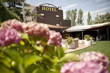 ホテル Don Carlos