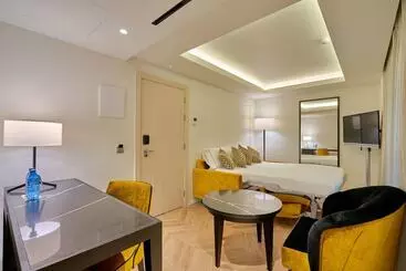 هتل Eurostars Madrid Gran Via