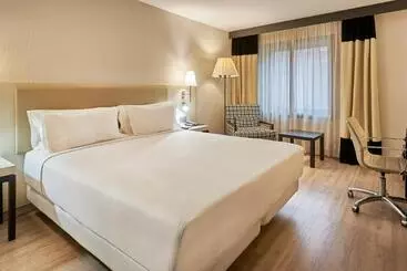 Hotel NH Lleida Pirineos