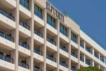 ホテル El Fuerte Marbella