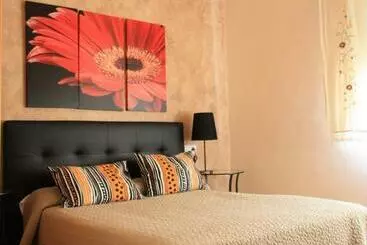 فندق Hostal Rte. Elena