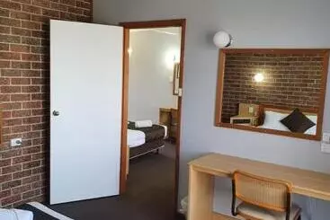 בית מלון כפרי Moonraker Motor Inn