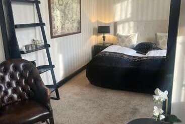 בית מלון כפרי Park