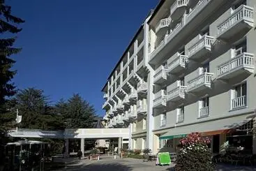 Appart'hotel B&b Home Brides Les Bains Les 3 Vallées