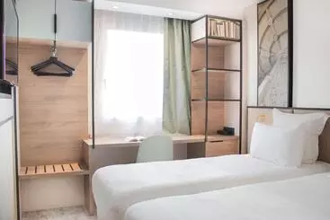 Brit Hotel Blois   Le Préma