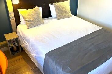 هتل Kyriad Argenteuil