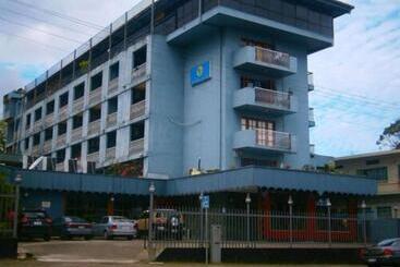 Southern Cross Hotel Fiji