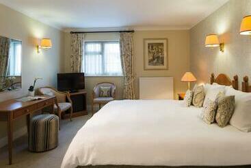 Hotel The Millstream & Restaurant