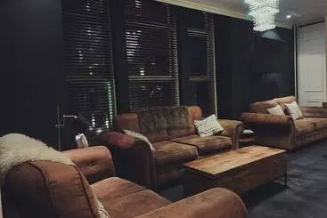 Hotelli The Mount Rooms