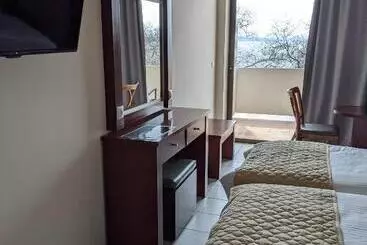 فندق Lepanto Beach