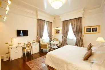 בית מלון כפרי Majestic Roma