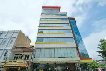 Отель Collection O 1301 Grand Citra