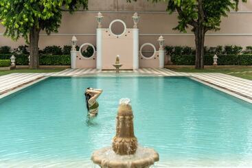 فندق Rajmahal Palace Raas