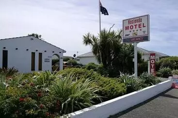Hacienda Motel