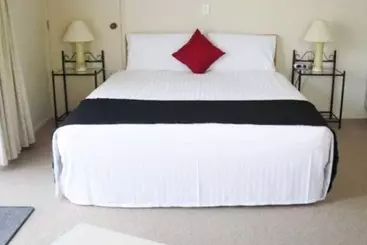 Hotel Cheviot Park Motor Lodge