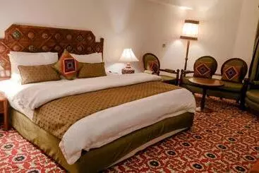 Hotel Quetta Serena