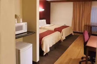 Townhouse Hotel Grand Forks