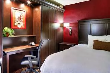 هتل Hampton Inn Nashville/vanderbilt