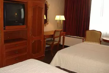 Hotelli A Victory Inn & Suites Muskegon