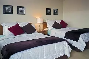 Hotel Rogue Valley Inn