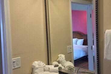 فندق Surf City Inn & Suites