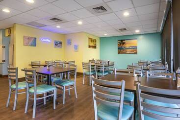 מוטל Tropical Winds Resort