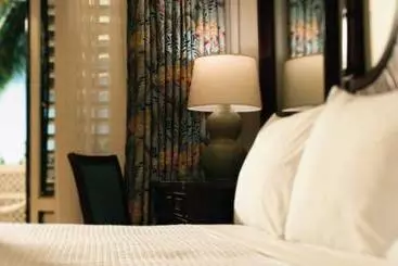 هتل Almond Beach Resort