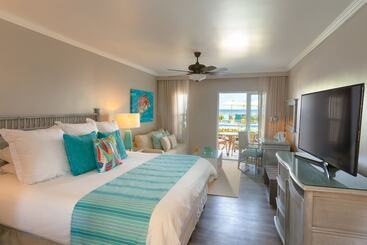 Sea Breeze Beach House All Inclusive By Ocean Hotels