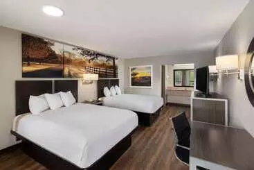 酒店 Days Inn By Wyndham Childersburg