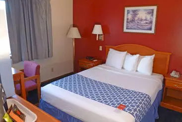 Отель Grizzly Inn