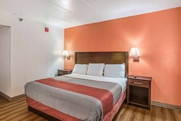 Motel 6 Levittown, Pa   Bensalem