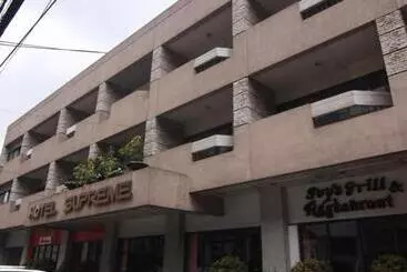 هتل Supreme