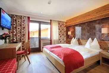 Отель Alexander