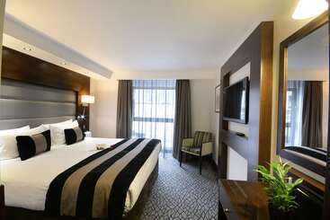 Otel Park Grand London Kensington