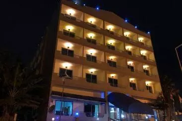 Hotel Maple Leaf Korean