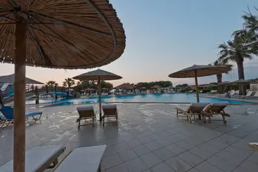 リゾートホテル Doreta Beach