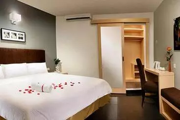 Sky Hotel Selayang