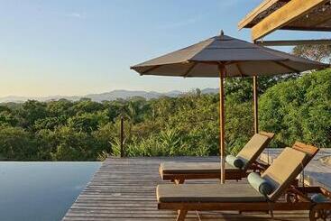 هتل Calamocha Lodge