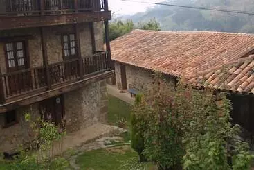 Otel Rural Palacio De Libardon