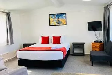 18th Avenue Thermal Motel