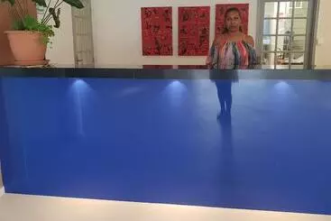 هتل Arawak Beach Resort