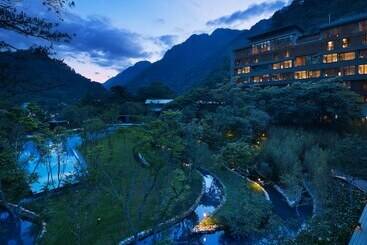 هتل Hoshinoya Guguan