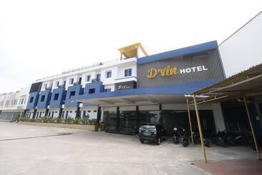 Hotel Reddoorz Plus @ Tanjung Uncang Batam