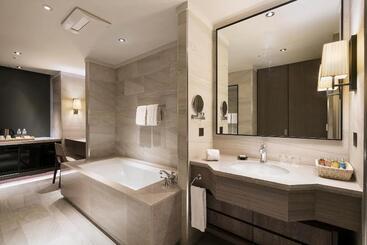 هتل Huan Serviced Residence