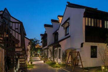 בית מלון כפרי Blossom Hill Inn · Shantang